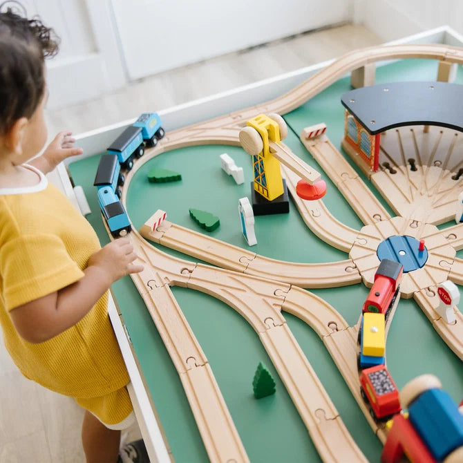 Melissa and Doug - Wooden Railway Set 130 Piece