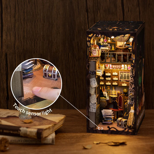 Hands Craft | Magic Pharmacist with Dust Cover