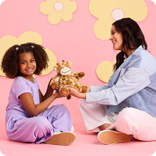 Giraffe Warmies®