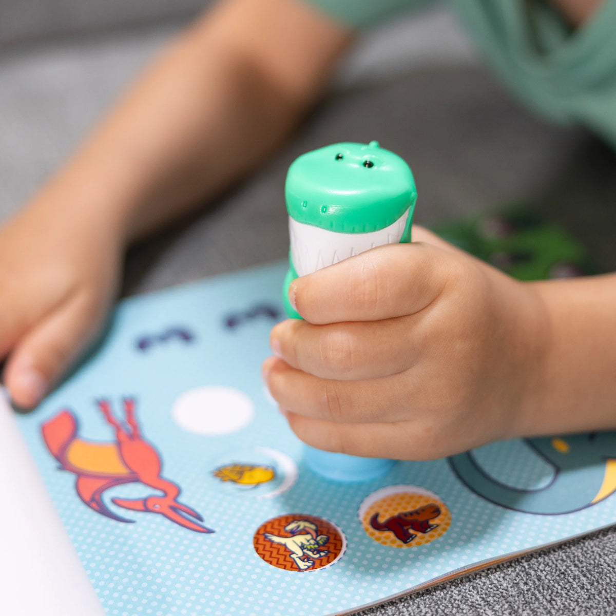 Sticker WOW! Activity Pad & Sticker Stamper - Dinosaur