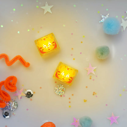 Glo Pals® Original Light-Up Cubes 4-Packs - Daniel Tiger - Orange