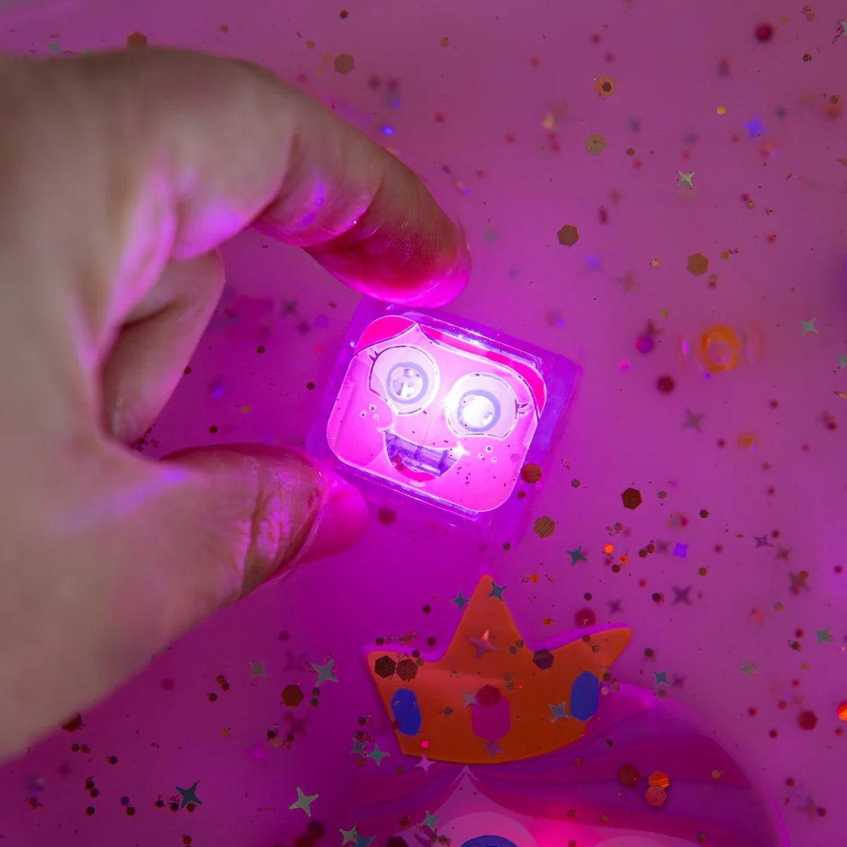 Glo Pals® Original Light-Up Cubes 4-Packs - Princess Ida - Pink
