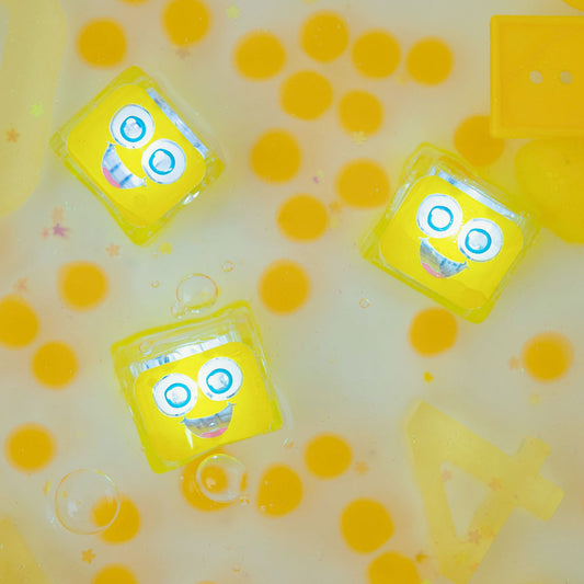 Glo Pals® Original Light-Up Cubes 4-Packs - Alex – Yellow