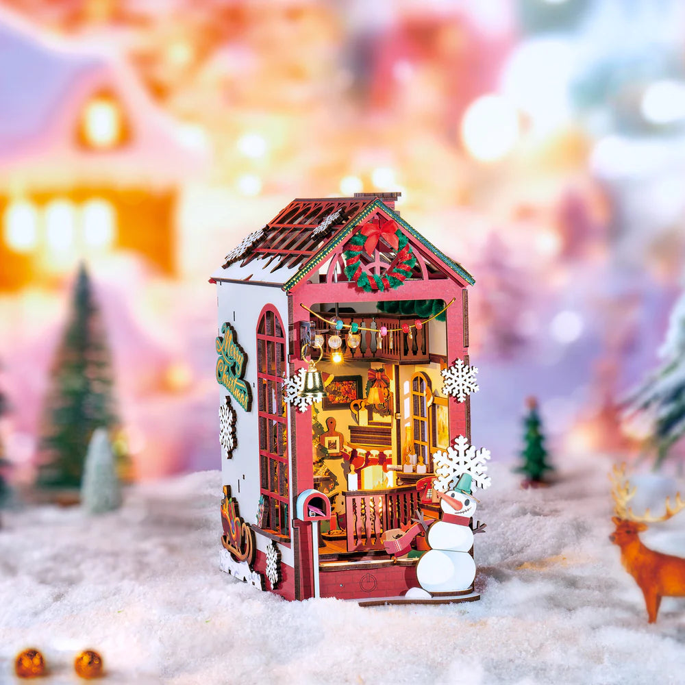 Hands Craft | Christmas Indoor Scene