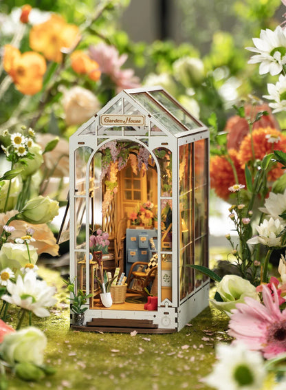 Hands Craft | Garden House