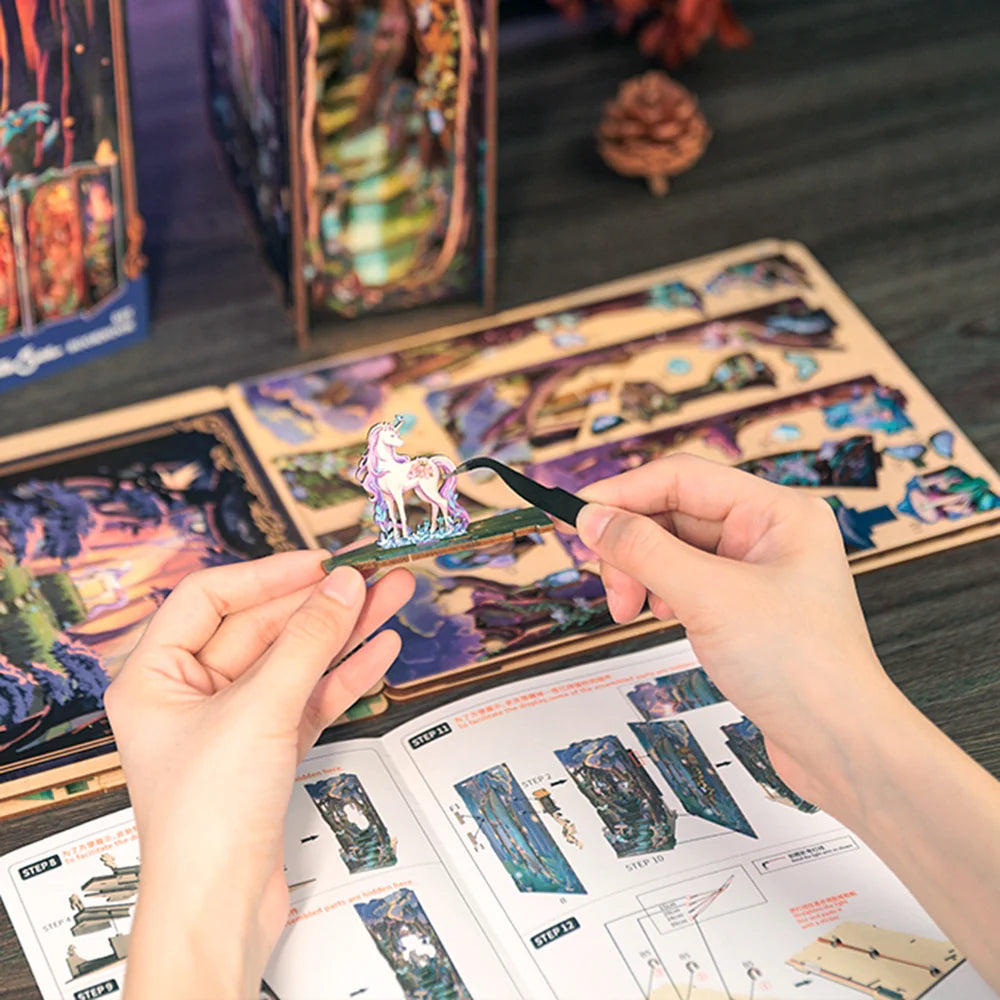 Hands Craft | Grace of the Forest with Dust Cover