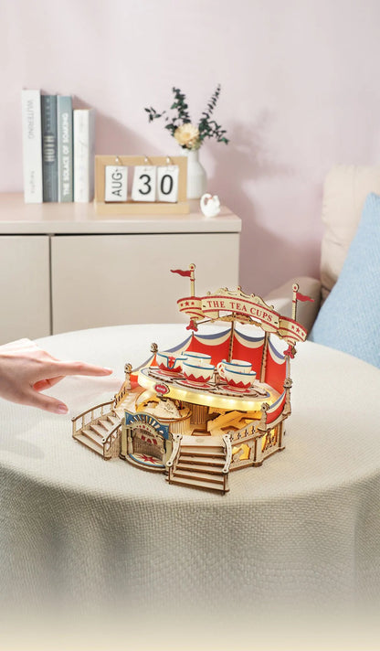 Hands Craft | Tilt-A-Whirl